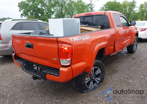 2016 Toyota Tacoma Sr5 V6/Trd Off Road/Trd Sport z USA, uszkodzony, nr VIN 5TFSZ5AN0GX042336